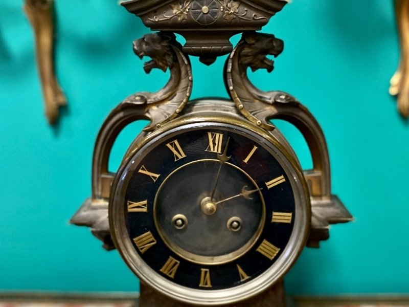 Старинные каминные часы в стиле Модерн 0
