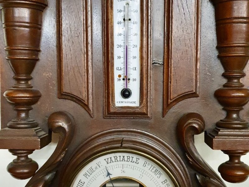 Старинные настенные часы в стиле Неоренессанс 2